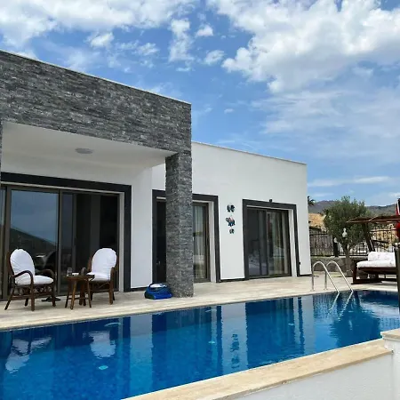 House In Girne *